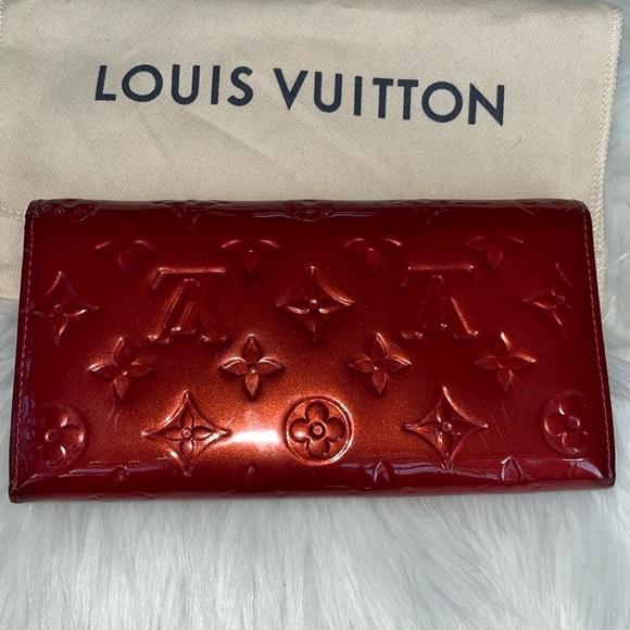 LV Louis Vuitton Cherry Red Vernis Long Wallet with LV Dust Bag - Picture 4 of 17